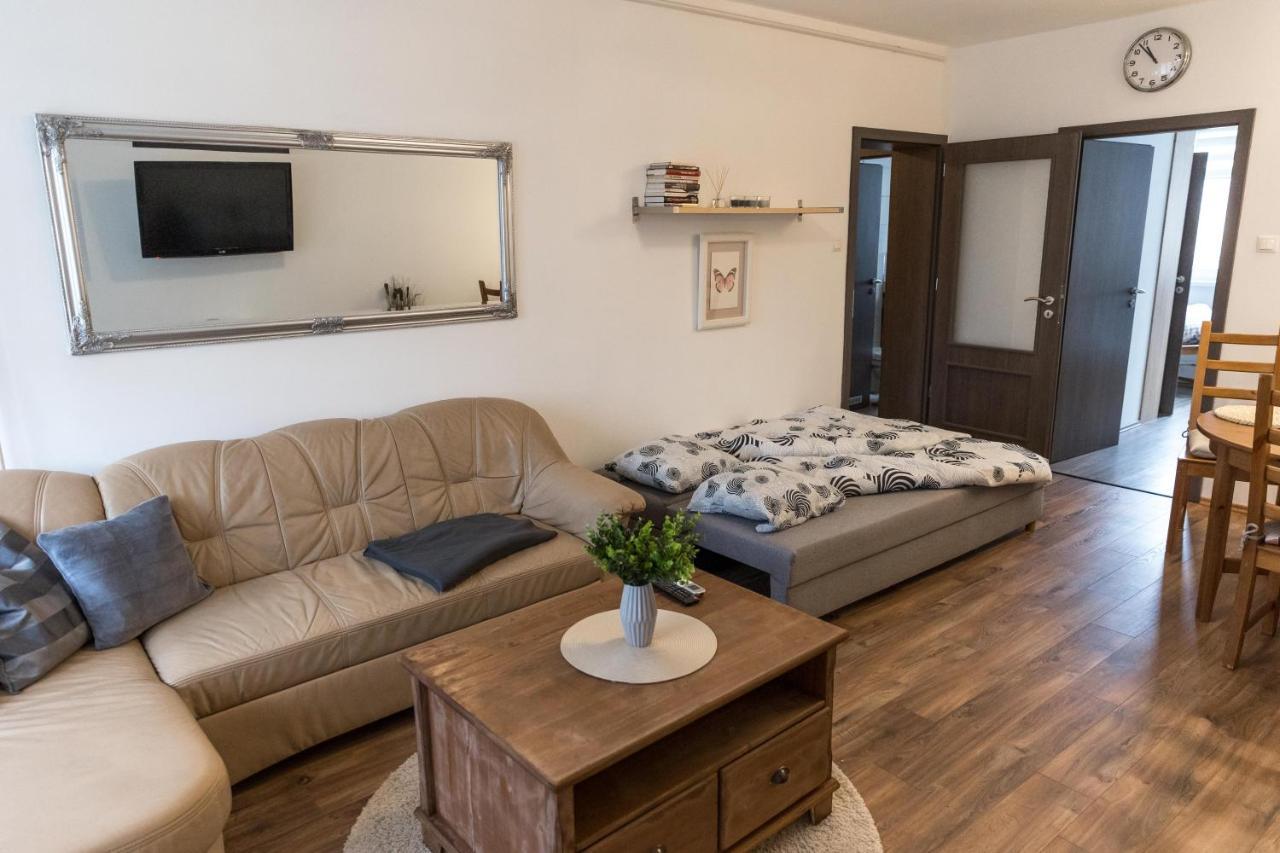 Sflower Apartman Eger Eksteriør bilde