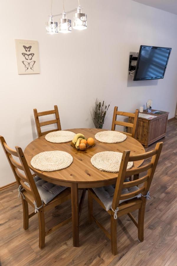 Sflower Apartman Eger Eksteriør bilde